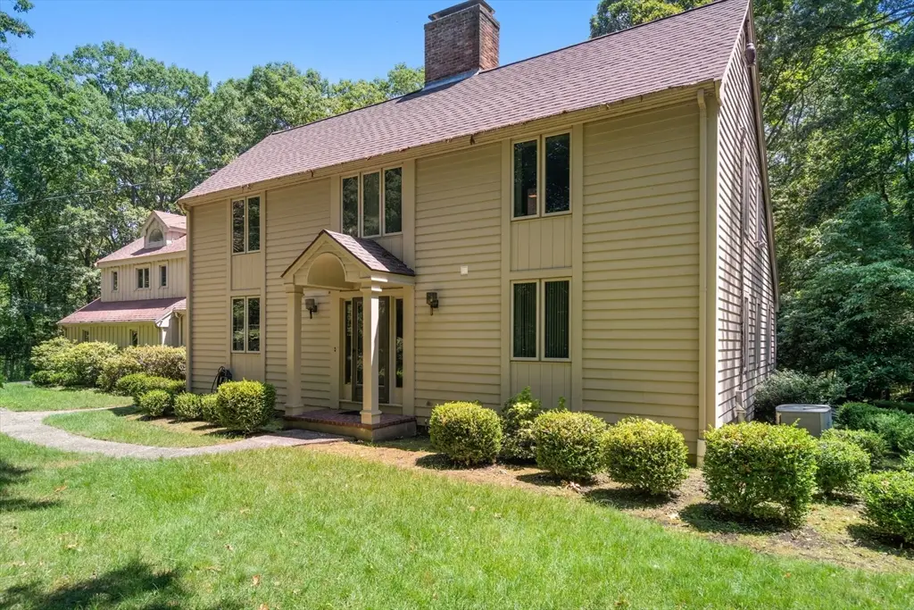4 Meservey Lane, Lynnfield, MA 01940 - #1