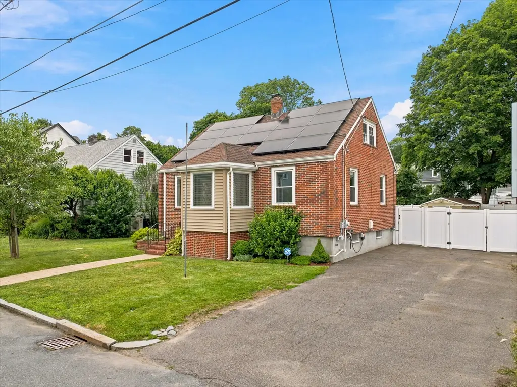 32 North Mountain, Melrose, MA 02176 - #1