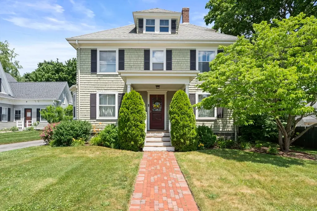 18 Plymouth St, Abington, MA 02351 - #1