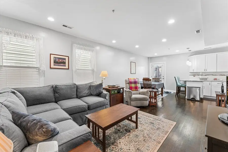 108 Bennington St #2, Boston, MA 02128 - #3