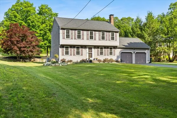 14 Cliff Road, Bellingham, MA 02019