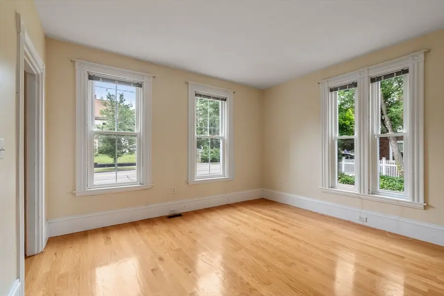 290 Walnut Street, Stoughton, MA 02072 - #3