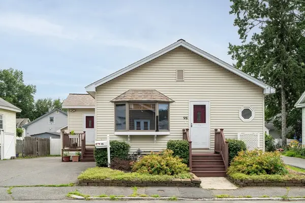 98 Winthrop Ave, Lowell, MA 01851