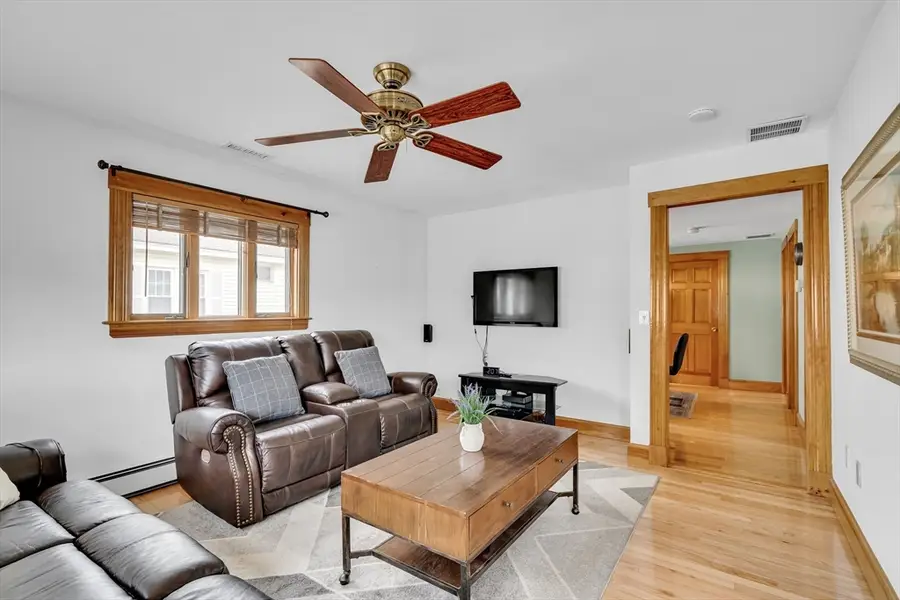 98 Winthrop Ave, Lowell, MA 01851 - #2