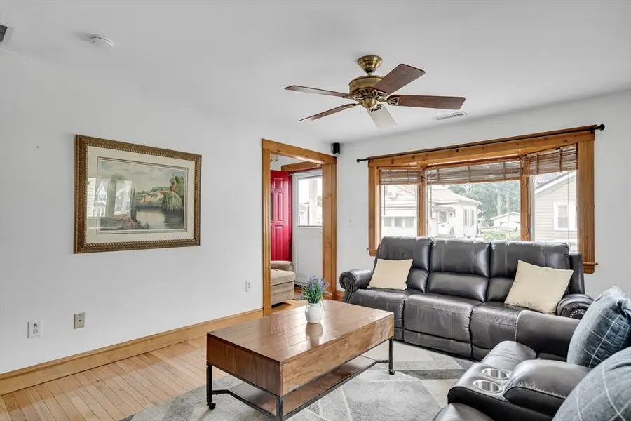 98 Winthrop Ave, Lowell, MA 01851 - #3