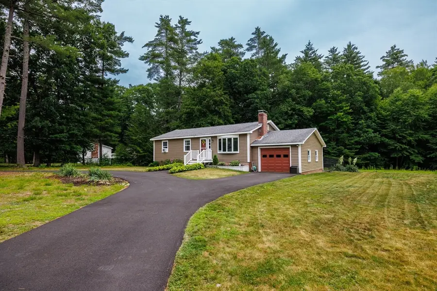 142 Squannacook Rd, Shirley, MA 01464 - #3