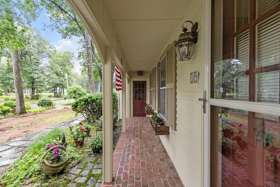 19 Huntingdon Rd., Lynnfield, MA 01940 - #3