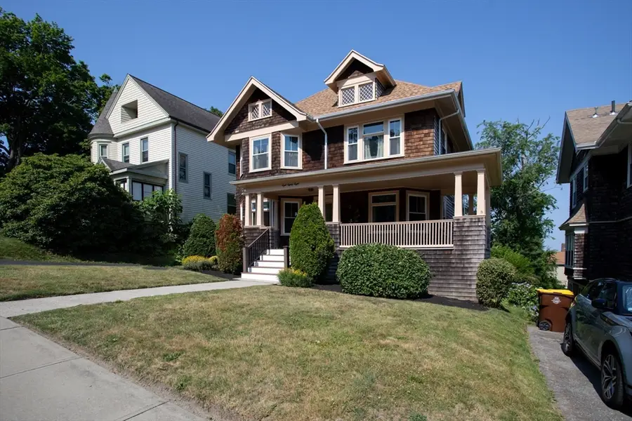 888 Rock St, Fall River, MA 02720 - #3