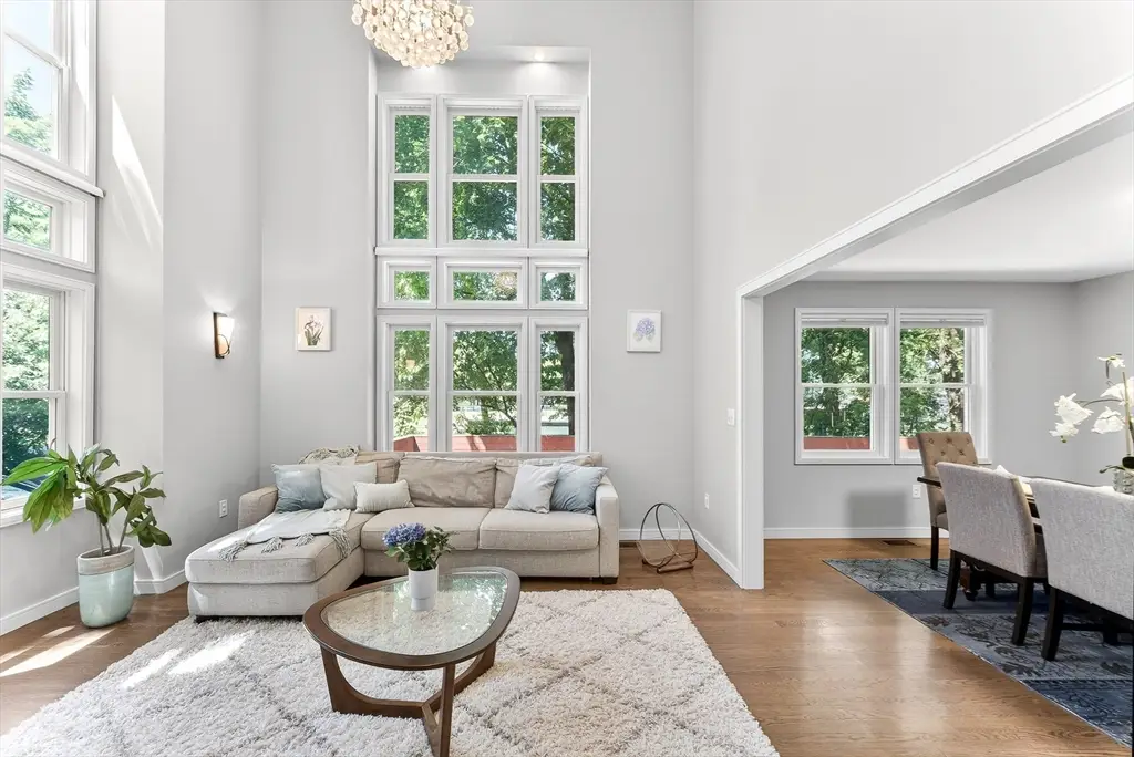 142 Edinboro St #142, Newton, MA 02460 - #1
