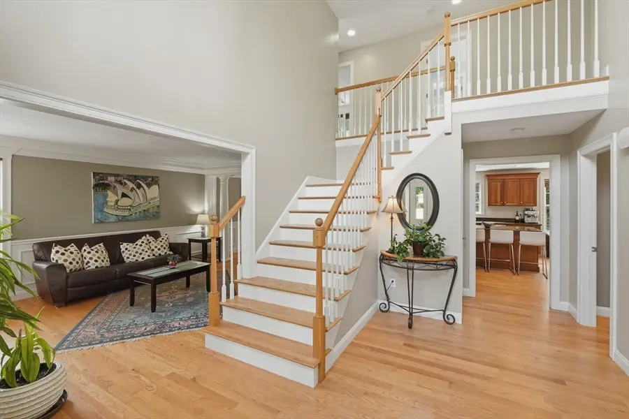 21 Manchester Pl, Natick, MA 01760 - #3