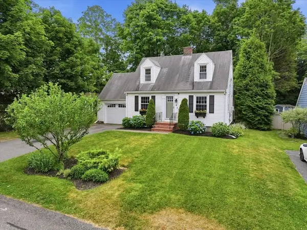4 Ponkapoag Way, Canton, MA 02021