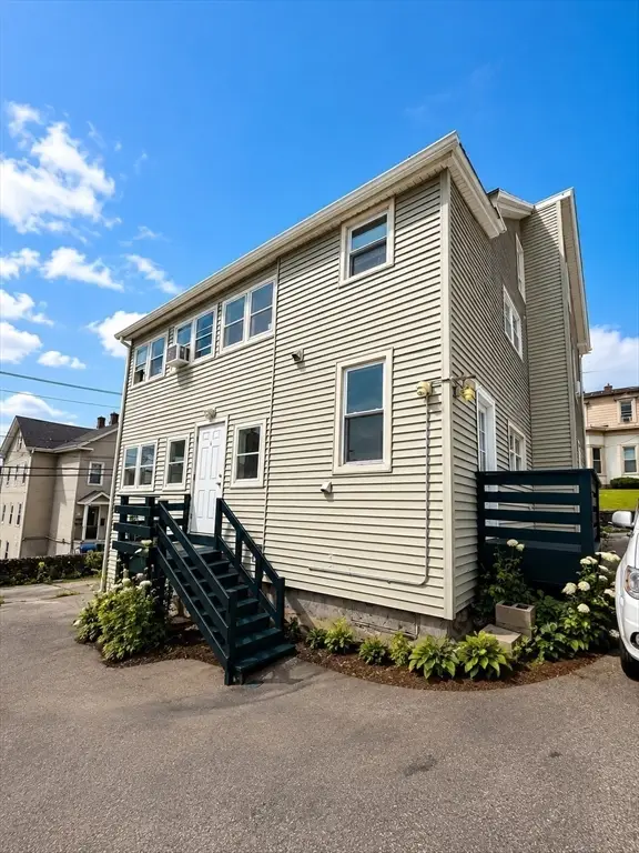 2 Church St, Spencer, MA 01562 - #3