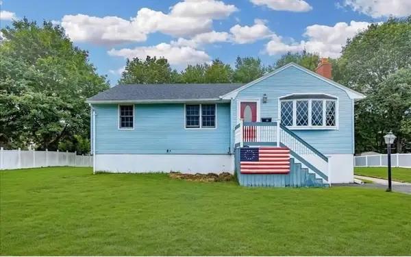 18 Dana Rd, Peabody, MA 01960
