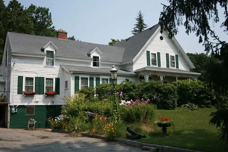 12 Nelson Pl, Worcester, MA 01605 - #2