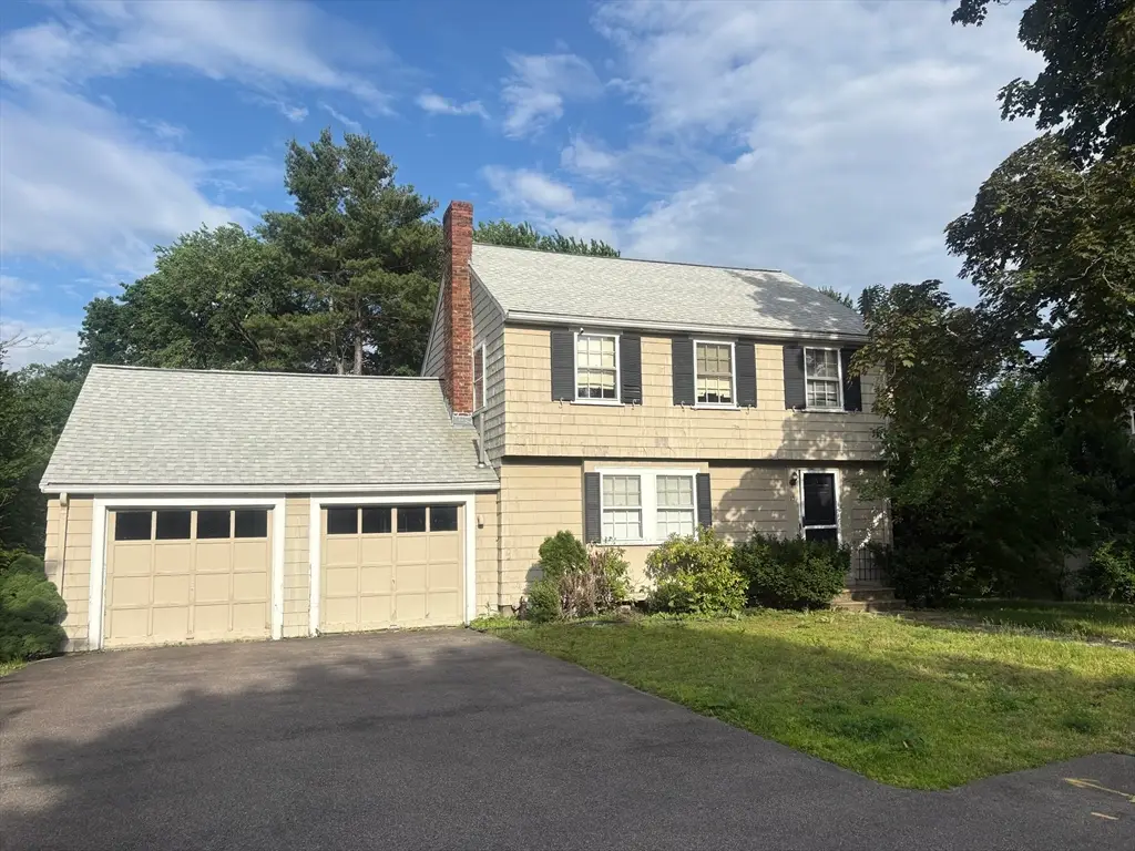 15 Berkshire Rd, Needham, MA 02492 - #1