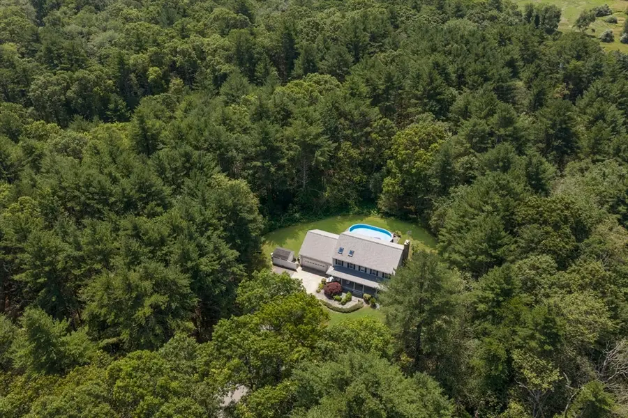 21 Chase Rd, Dartmouth, MA 02747 - #2