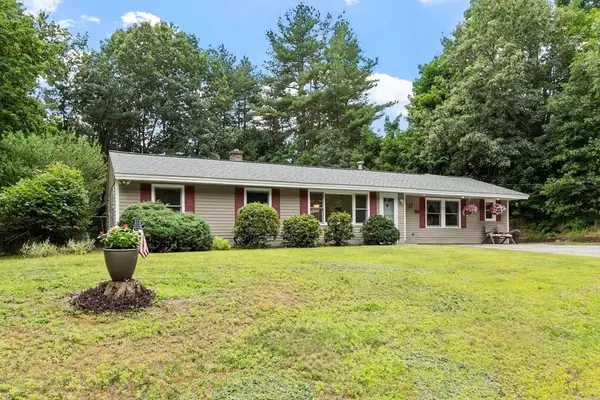 17 Parlee Road, Chelmsford, MA 01824