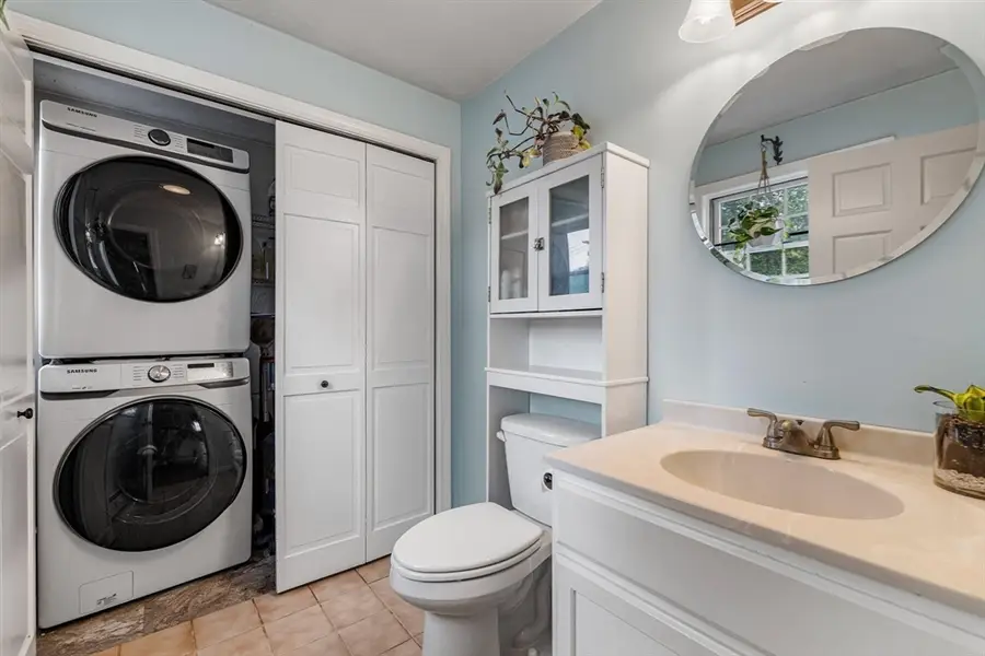 488 Pleasant St, Leicester, MA 01524 - #3
