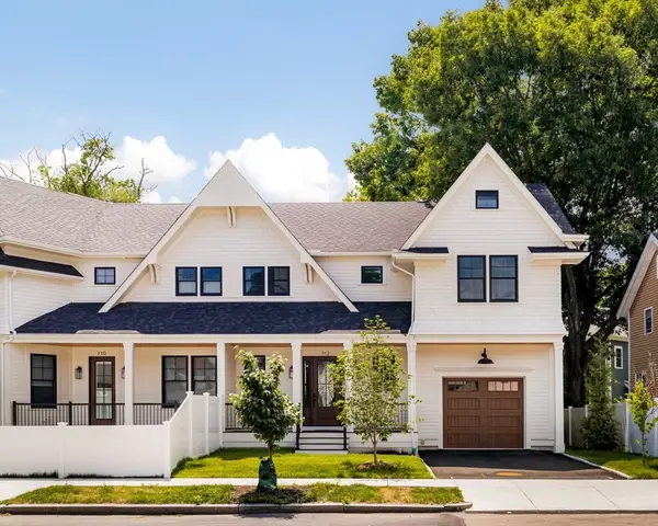 712 Watertown St #712, Newton, MA 02460