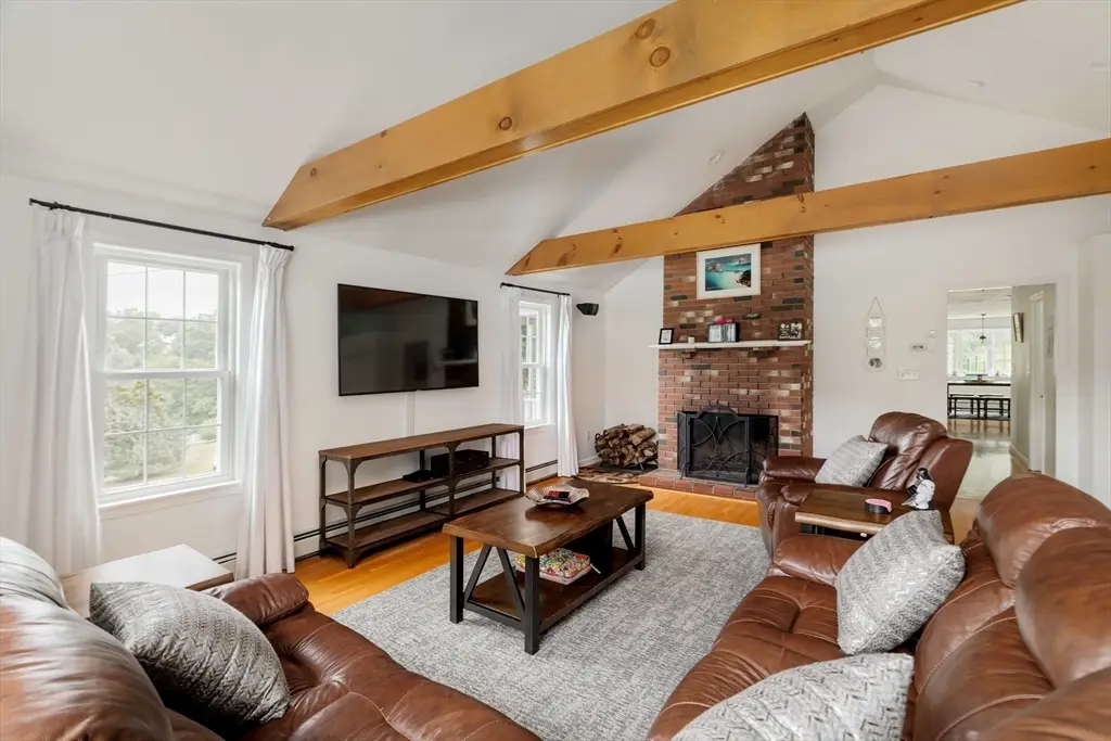 6 Tina Rd, Milford, MA 01757 - #1