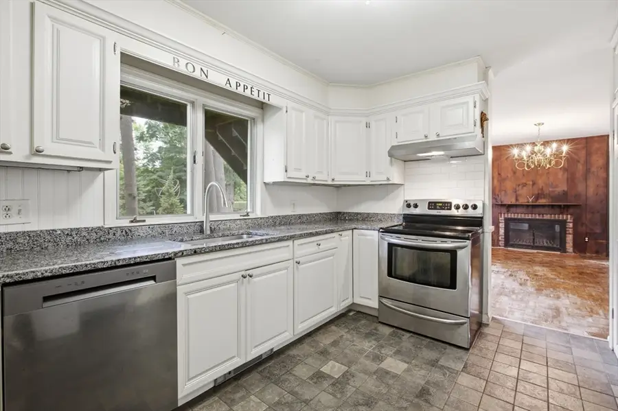31 Ober St, Beverly, MA 01915 - #3