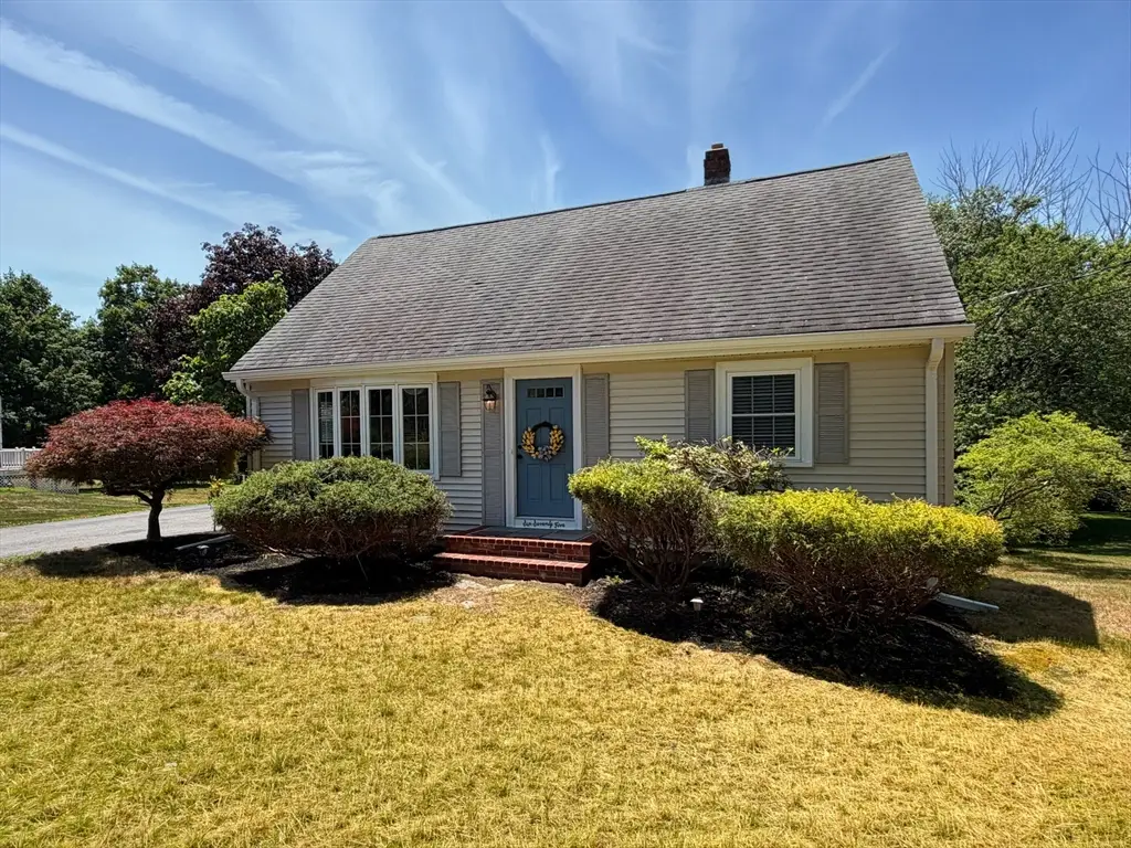675 Burt St, Taunton, MA 02780 - #1