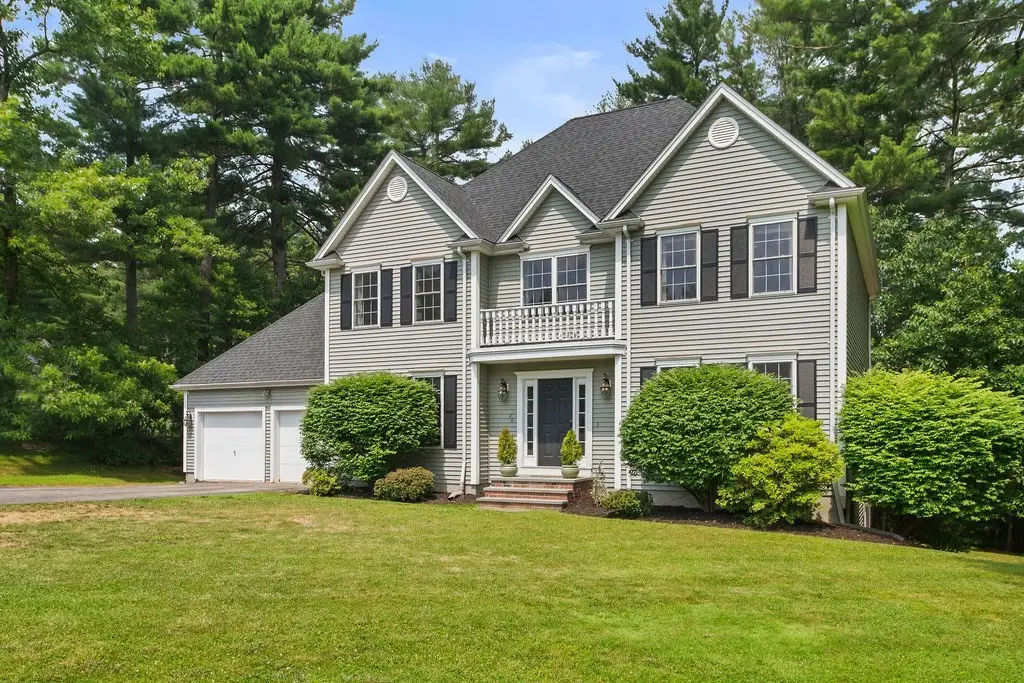 40 Flannery Ln, Wrentham, MA 02093 - #1