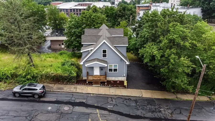 22 Plymouth St, Fitchburg, MA 01420 - #2