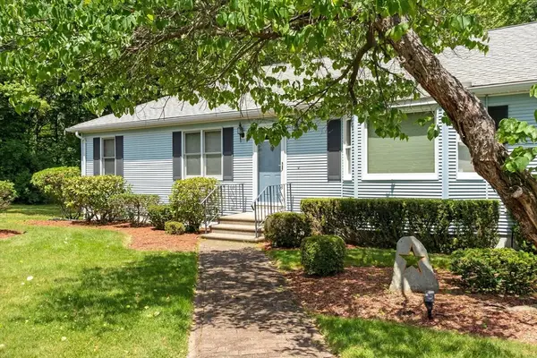65 Blithewood Ave, Worcester, MA 01604
