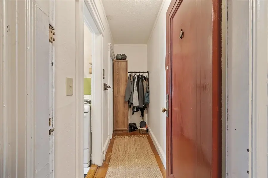 120 Riverway #4, Boston, MA 02215 - #3