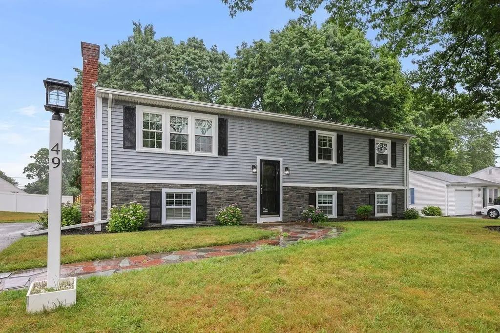 49 Charles St, North Attleboro, MA 02760 - #1