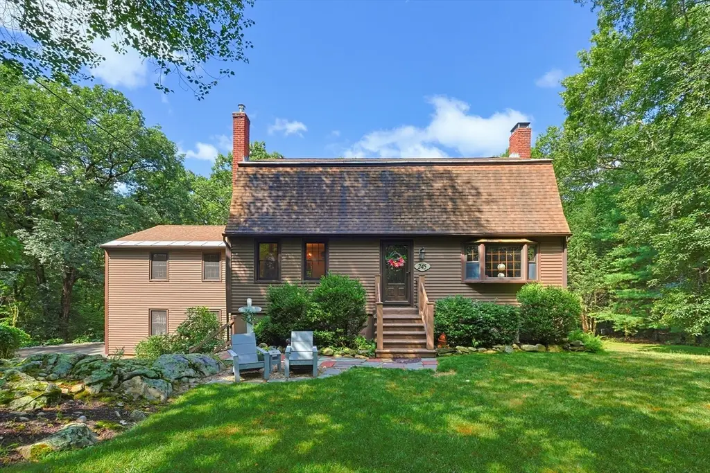 245 Albee Road, Uxbridge, MA 01569 - #1