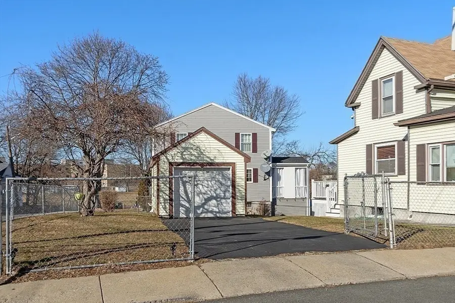 27 Houston Place, Lynn, MA 01905 - #3