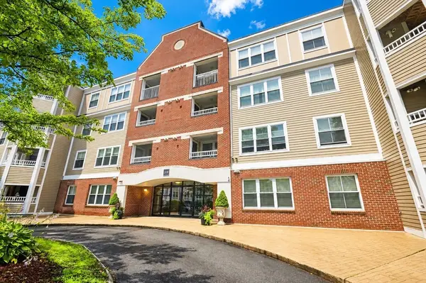 318 Rindge Ave #315, Cambridge, MA 02140