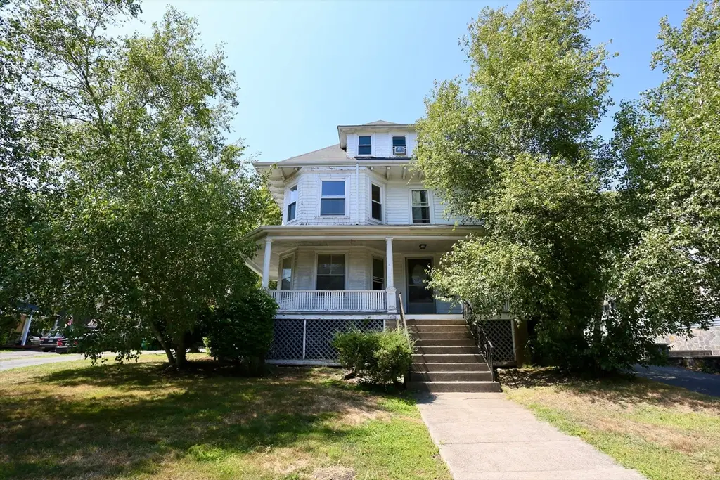 124 Forest St, Medford, MA 02155 - #1