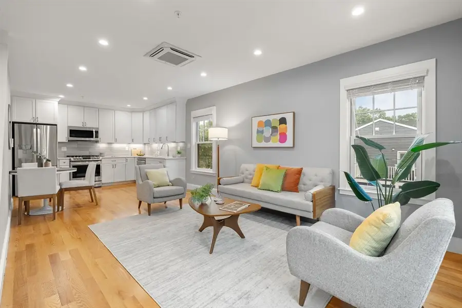 15 Ashland St #2, Boston, MA 02122 - #3