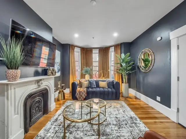 32 Williams St #1, Roxbury, MA 02446 - #3