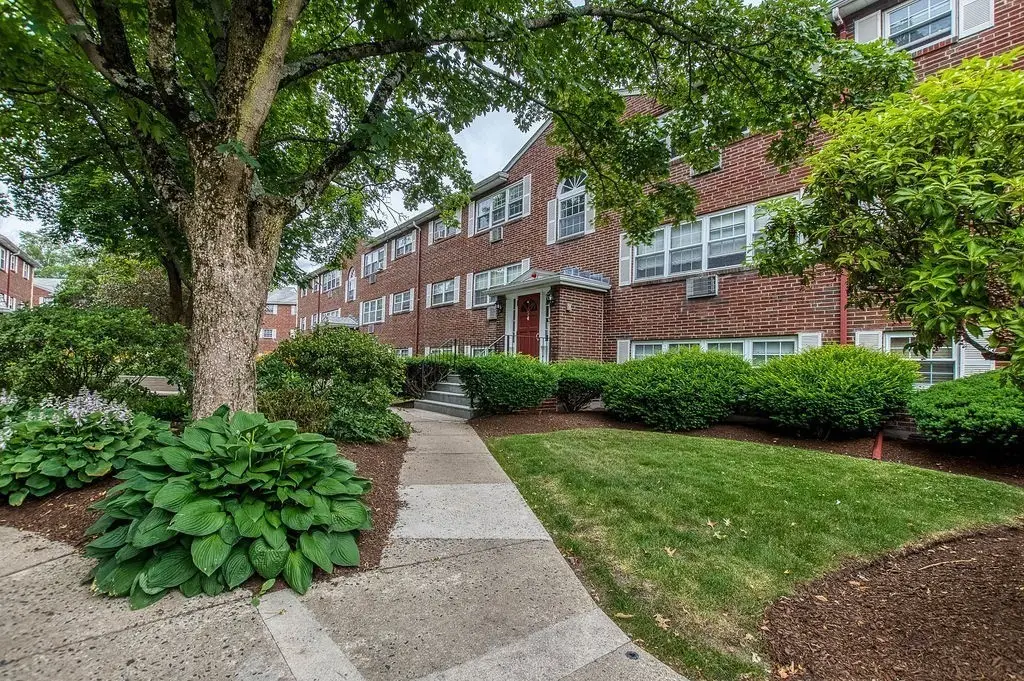 5 Cass St #2, Boston, MA 02132 - #1
