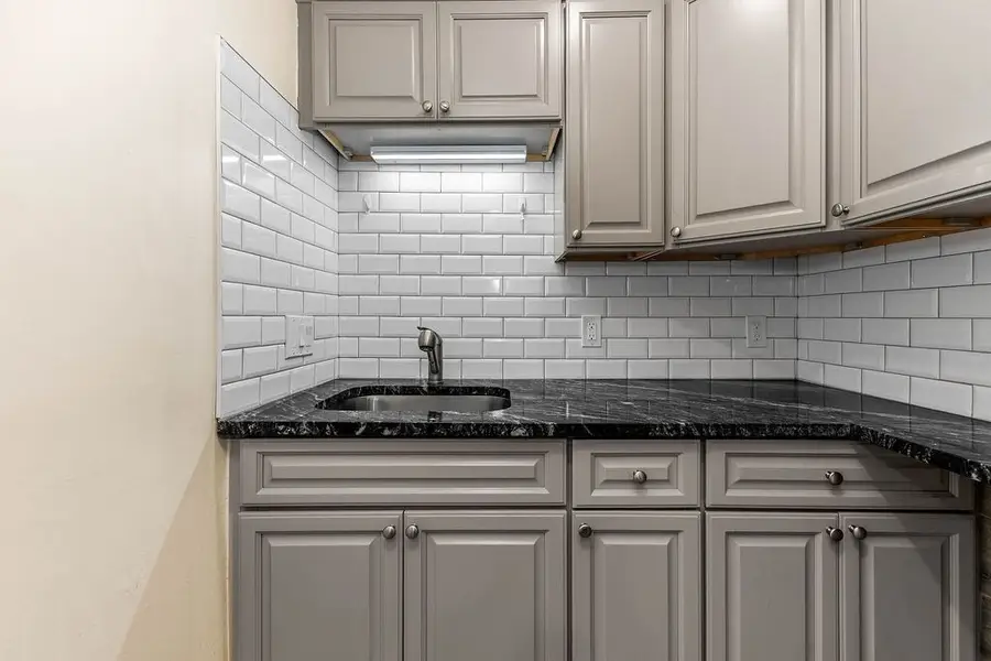 5 Cass St #2, Boston, MA 02132 - #2