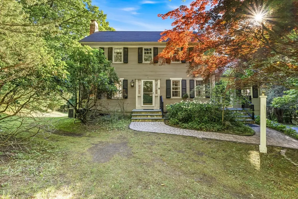 21 Goulding St E, Sherborn, MA 01770 - #1