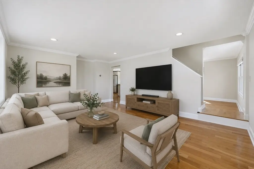 82 Putnam St #2, Winthrop, MA 02152 - #1
