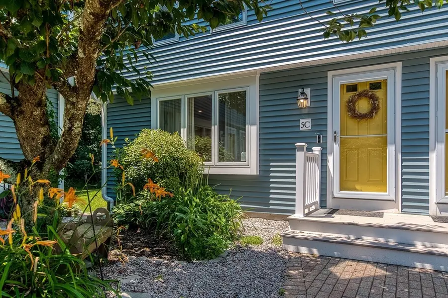 5 Village Way #C, Norton, MA 02766 - #3