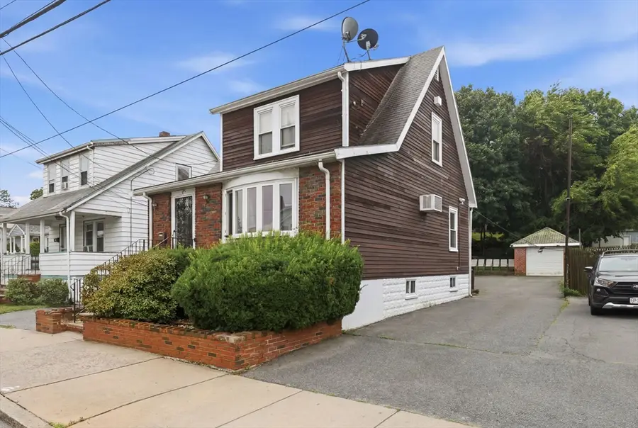 80 Clarence St, Everett, MA 02149 - #2