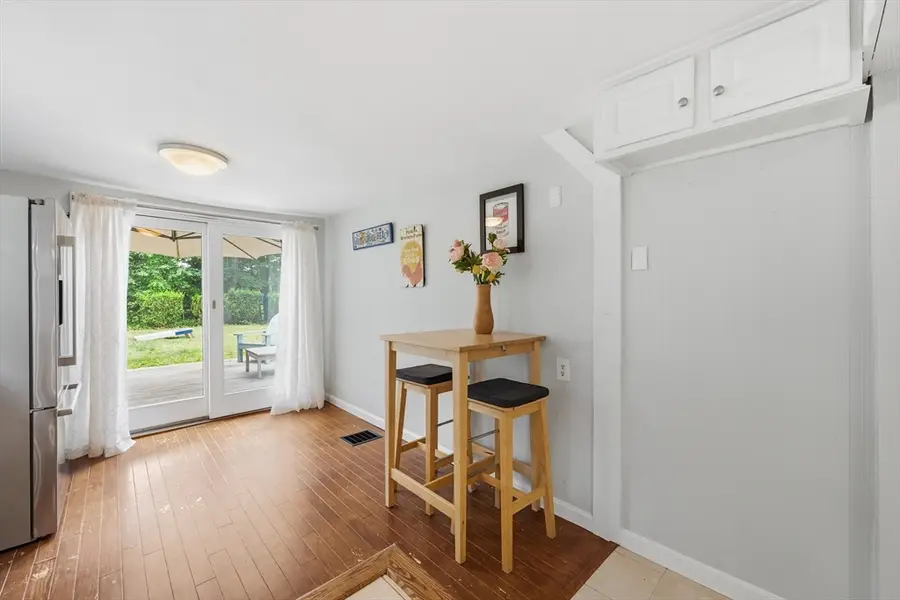 27 Leigh Rd, Hamilton, MA 01982 - #3