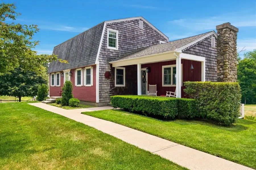 665 Blackstone St, Uxbridge, MA 01569 - #2
