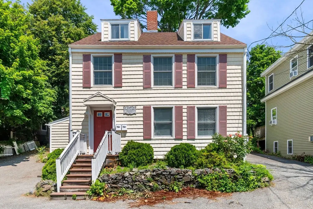 17 Vestry St, Beverly, MA 01915 - #1