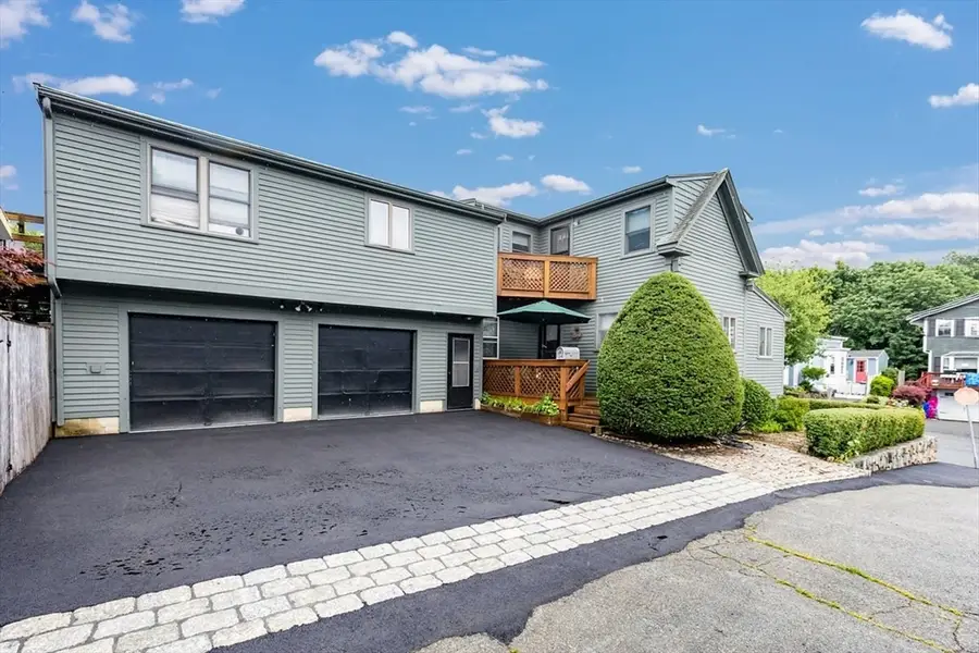 24 Pond Street #1, Marblehead, MA 01945 - #3