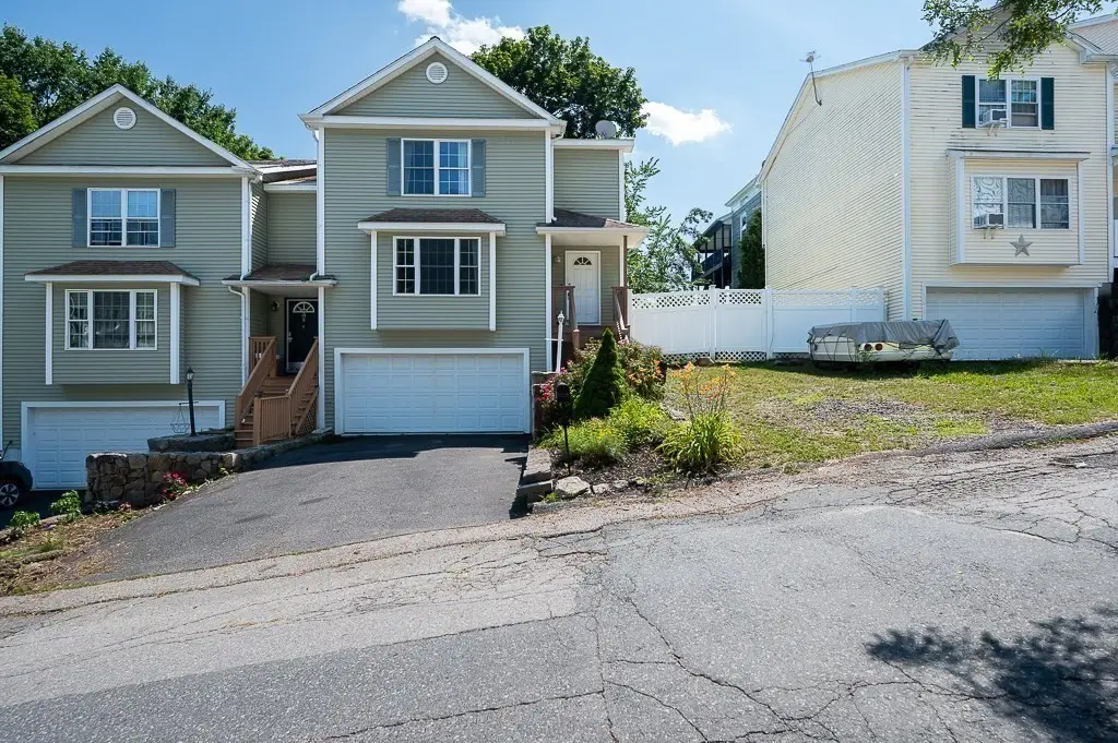 14 Mount Vernon St #A, Worcester, MA 01605 - #1