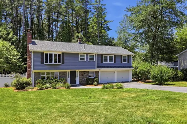 42 Ledgewood Rd., Framingham, MA 01701