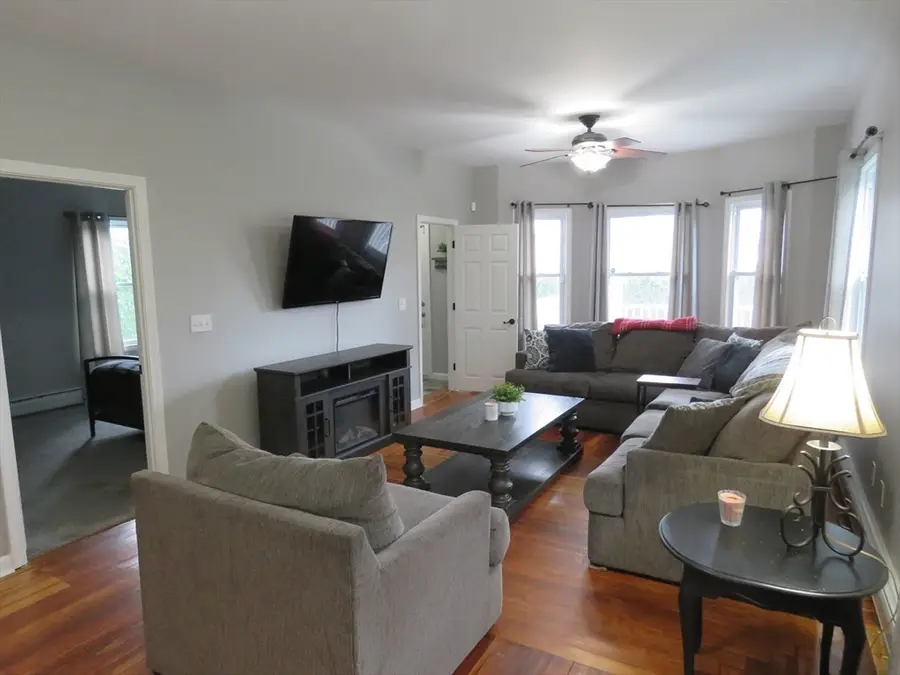 26 Edward St, New Bedford, MA 02740 - #3